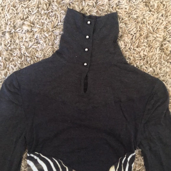 Roberto Cavalli Zebra Pattern Ling Sleeve Dress . Size 38 - Picture 9 of 14